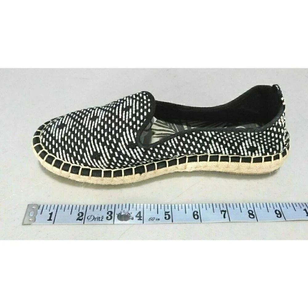 DV BLACK & BEIGE WOVEN TEXTILE SLIP ON SHOES, WOMAN'S SIZE 6.5
